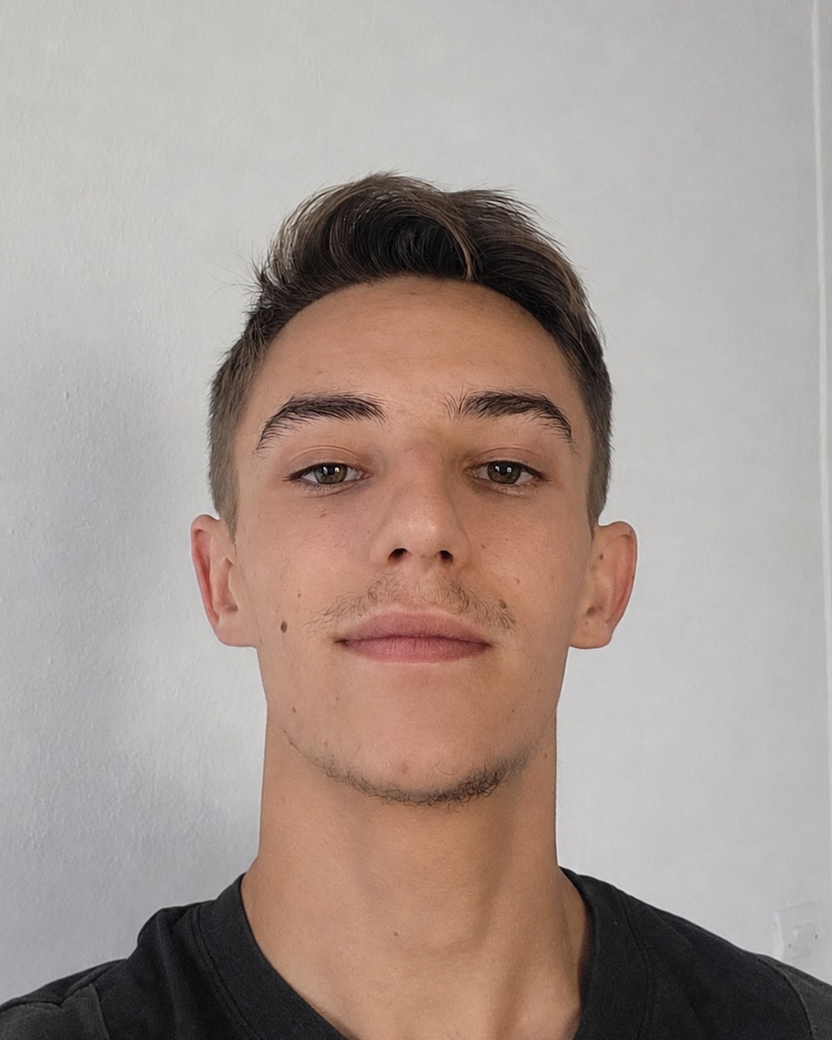 Portrait de Mayron Boubaker, fondateur de MDB - Immobilier & Travaux