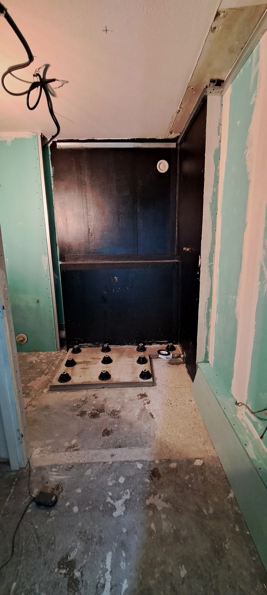Receveur et réseaux en cours d'installation